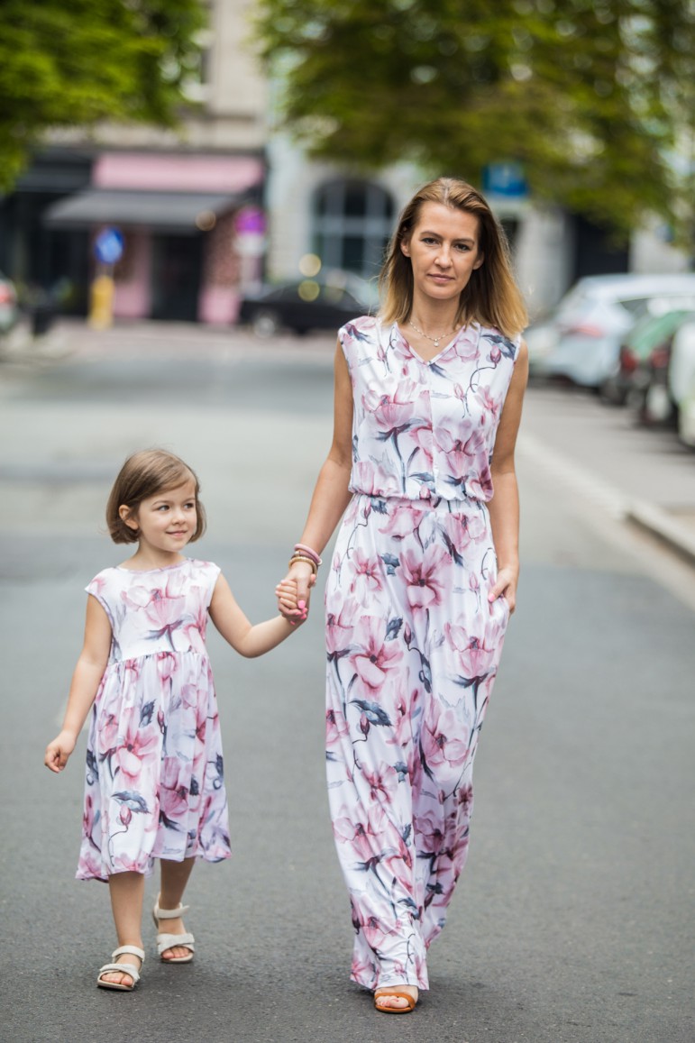 2Komplet letnich sukienek dla mamy i córki - Kwiat magnolii