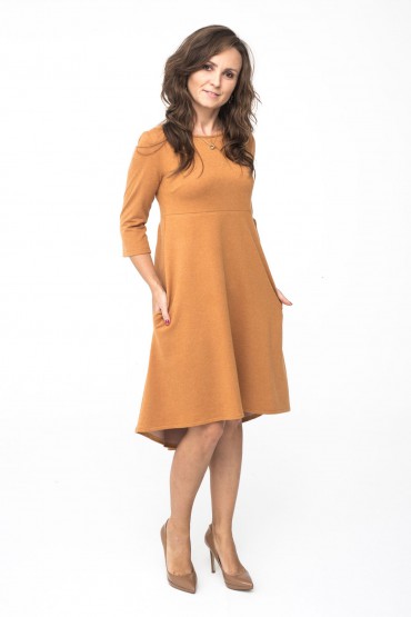 WOMEN DRESS WITH EXTENDED BACK - CARAMEL