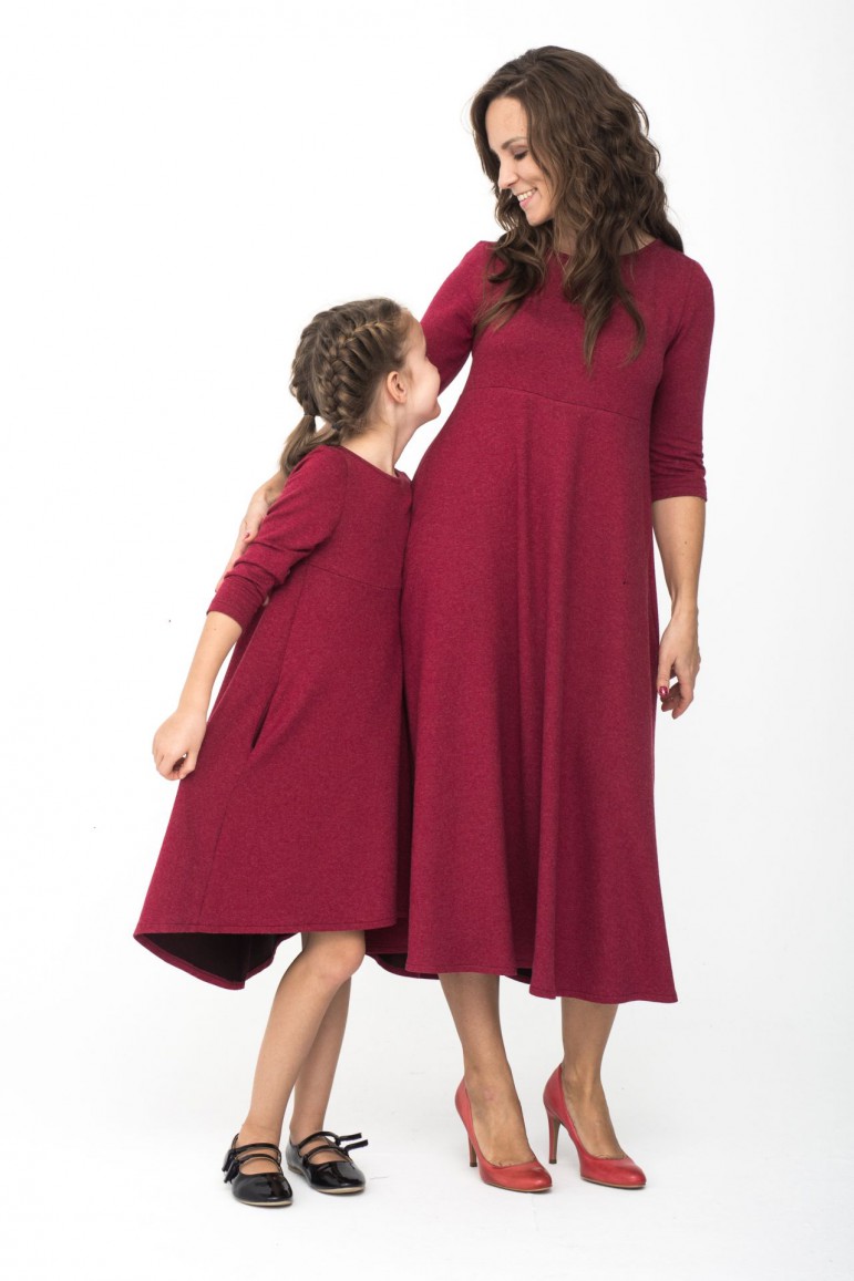 2ELEGANT DRESSES WITH CHARMING BACK FOR MOTHER AND DAUGHTER MIDI VERSION- BURGUNDY
