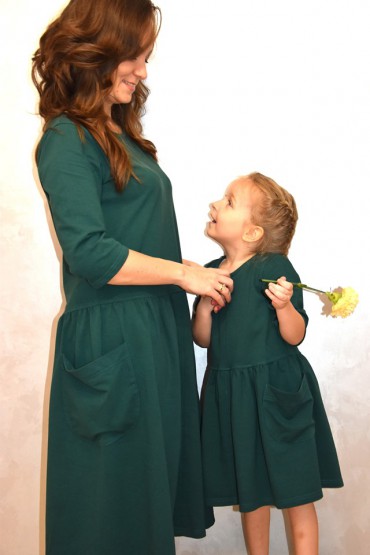 MOTHER DAUGHTER MATCHING DRESS WITH BIG POCKETS - GREEN