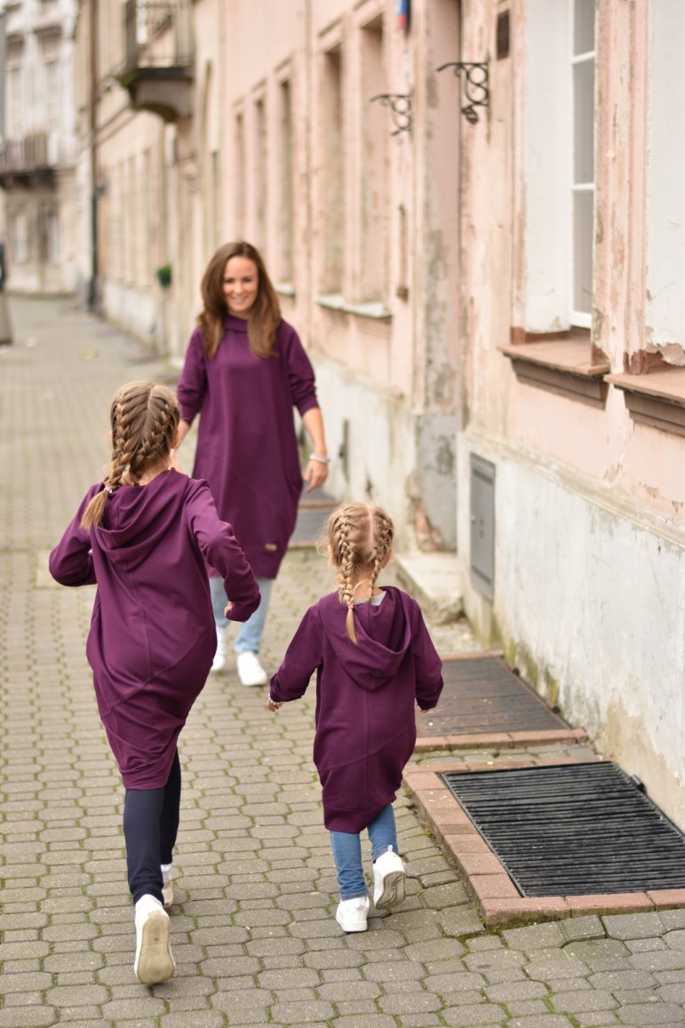 2A SET OF THE SAME HOODED SWEATSHIRTS FOR SISTERS - VIOLET