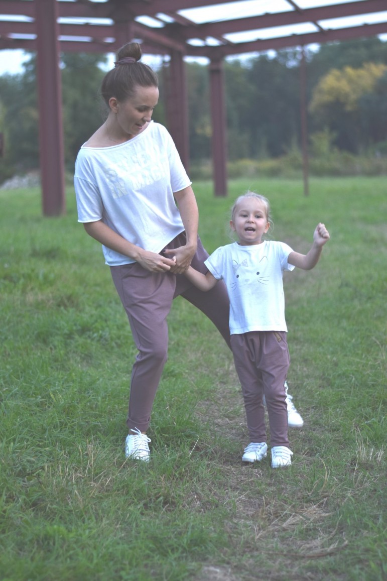 2TROUSERS FOR MOTHER AND DAUGHTER OR SON - MOCCA