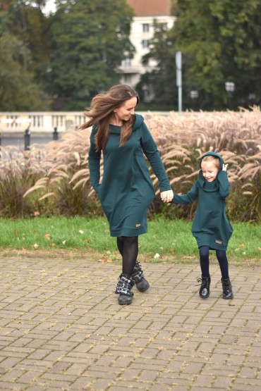 THE SET OF OVERSIZED HOODED TUNICS FOR MOTHER AND DAUGHTER - GREEN