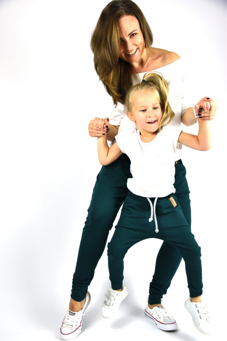 2TROUSERS FOR MOTHER AND DAUGHTER OR SON - GREEN