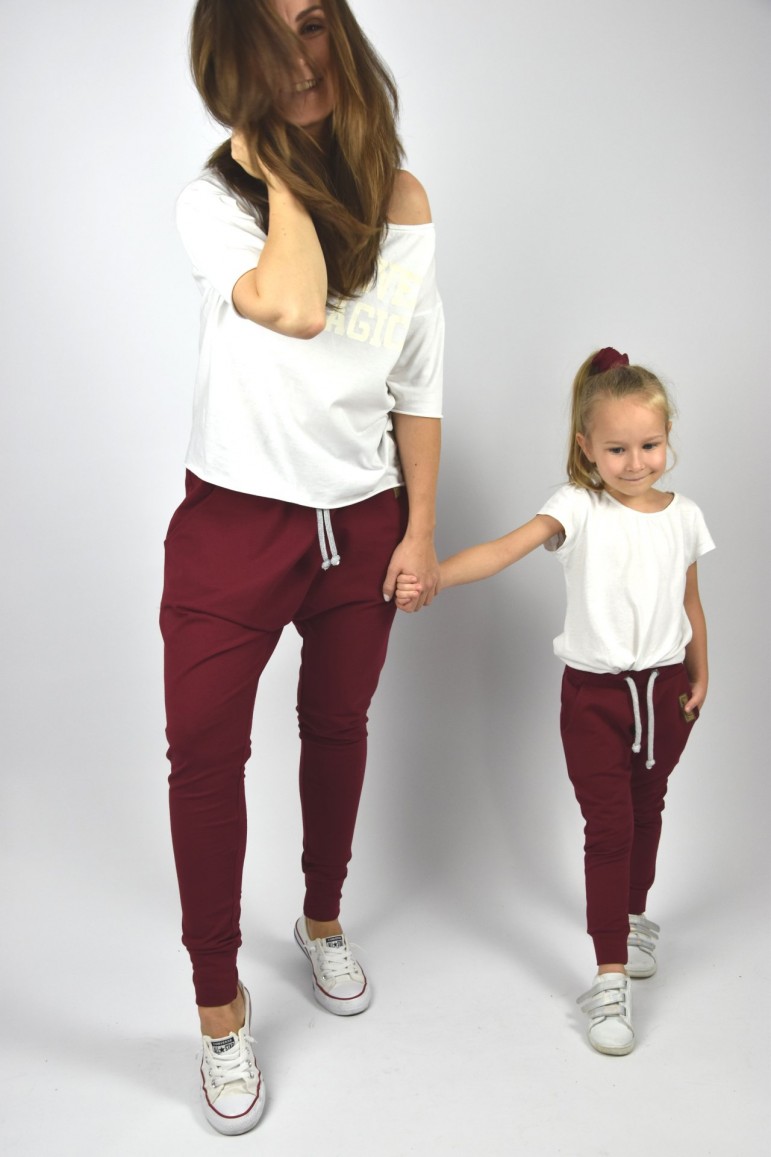 2copy of Spodnie dla mamy i córki lub syna - Family in Red