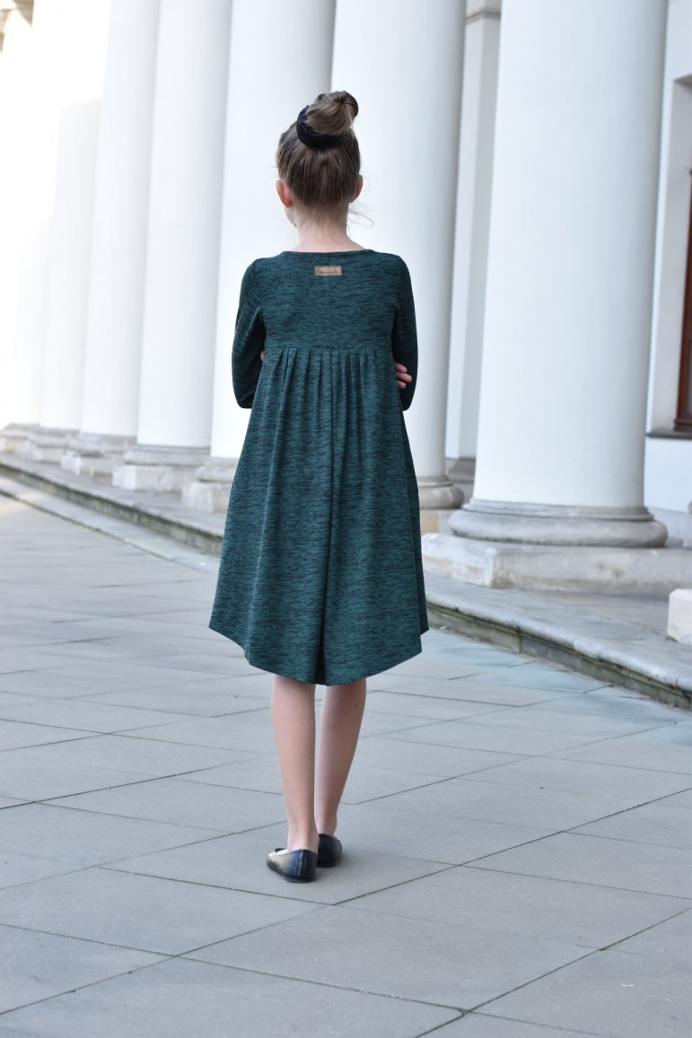2DRESS WITH EXTENDED BACK - GREEN & BLACK
