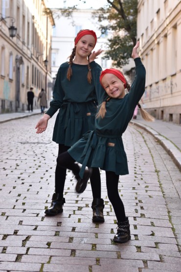 zielone sukienki dla dziewczynek z falbaną