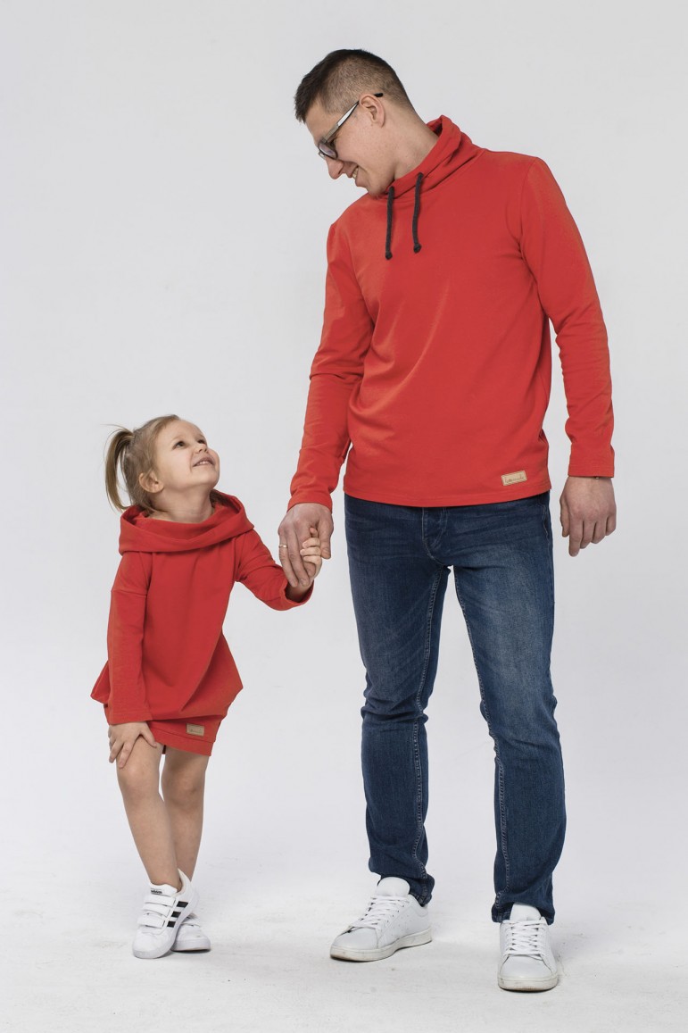 2MEN'S SWEATSHIRT WITH CHIMNEY COLLAR - FAMILY IN RED