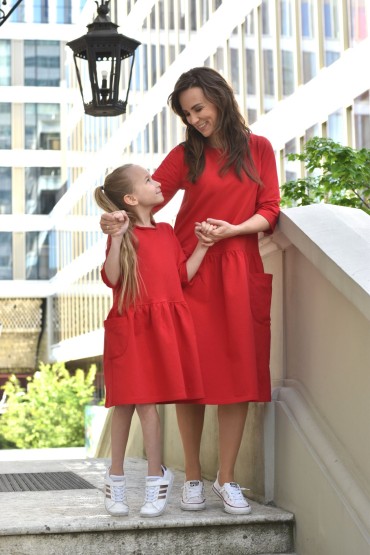 czerwone sukienki mama i córka