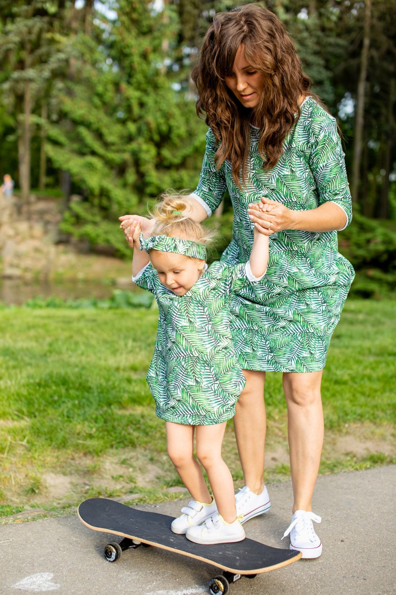 2THE SET OF OVERSIZED TUNIC DRESSES FOR MOTHER AND DAUGHTER